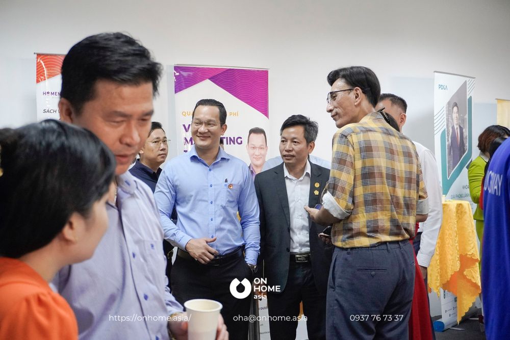 Giới thiệu sách “dám kể chuyện”