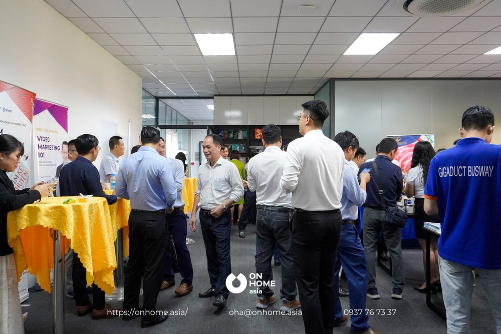 Giới thiệu sách “dám kể chuyện”