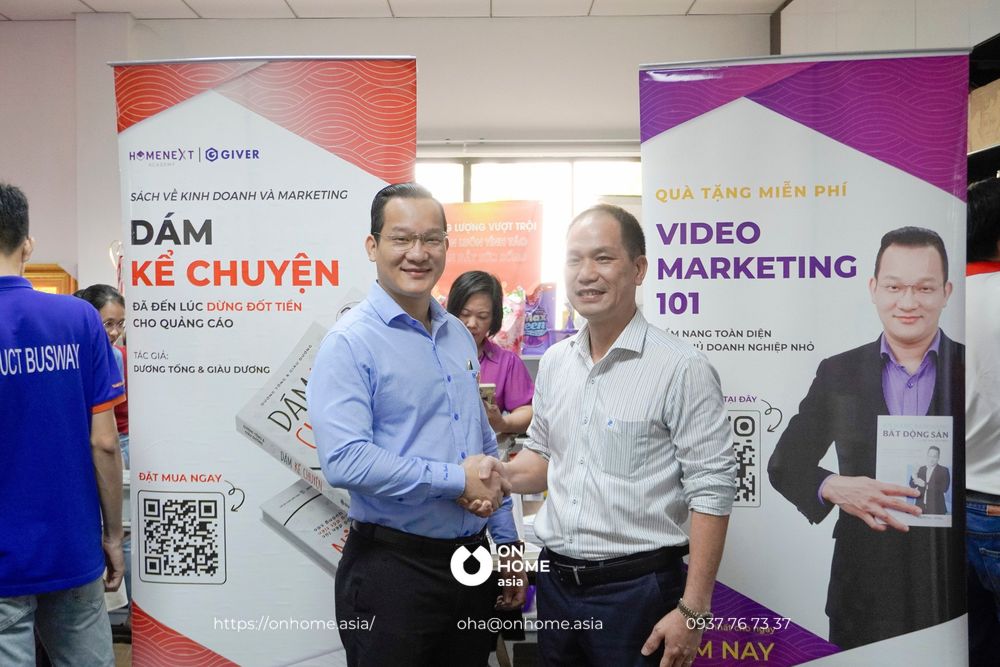 Giới thiệu sách “dám kể chuyện”