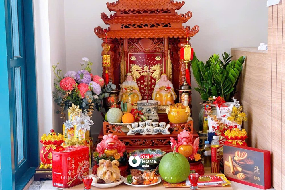 Các mẫu trang trí bàn thờ ngày tết và những điều kiêng kỵ trong năm 2025 Trang trí bàn thờ ngày tết
